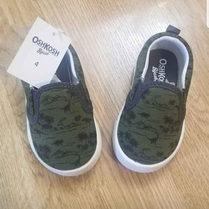 Oshkosh baby sneaker